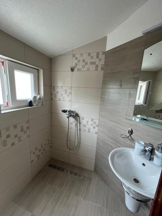 Marinero Appartement Kotor Buitenkant foto